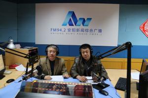 益和熱力公司董事長(zhǎng)、總經(jīng)理?xiàng)钣婪逶谖沂芯W(wǎng)上市民之家與廣大用戶群眾及網(wǎng)友進(jìn)行了在線交流溝通